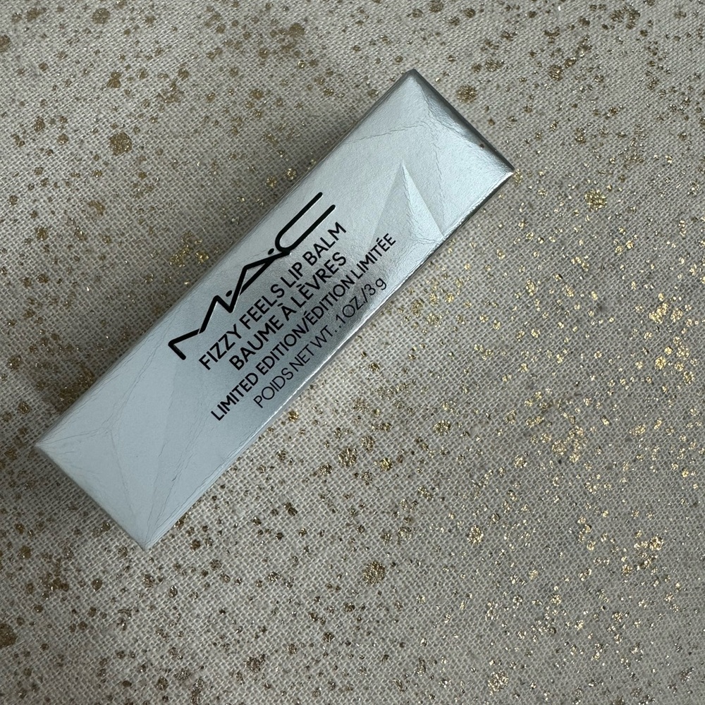 MAC Shiver Shimmy lip balm